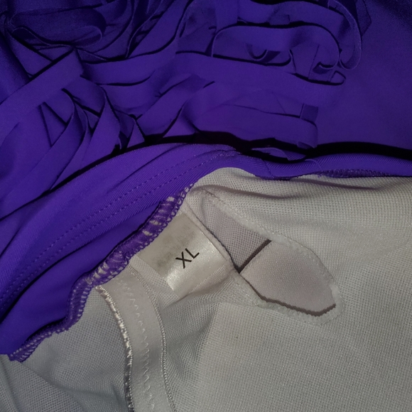 One Piece Swimsuit with Pretty Tassel - Picture 6 of 6